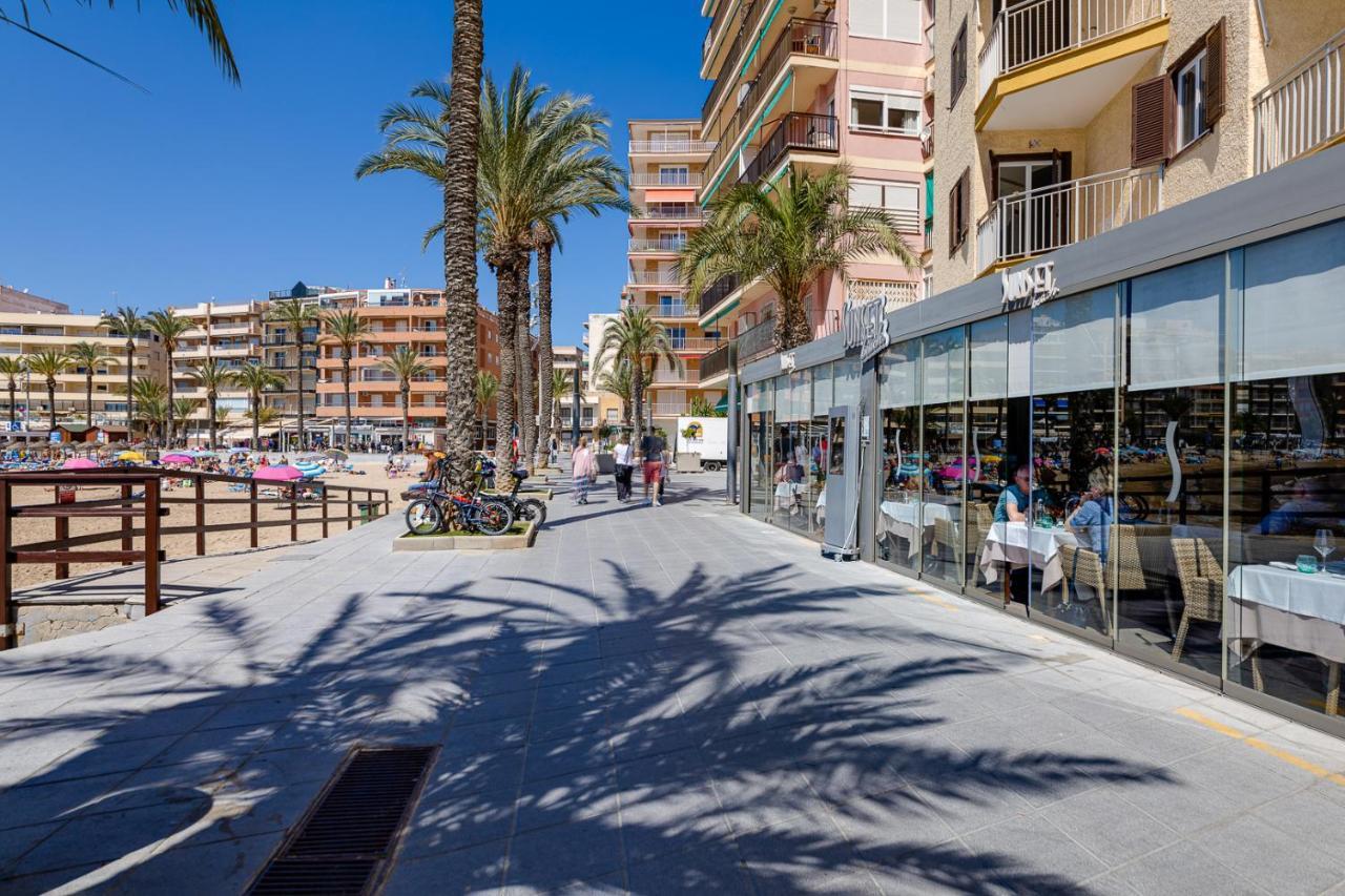 Bergantin Sea View Apartment Torrevieja Ngoại thất bức ảnh